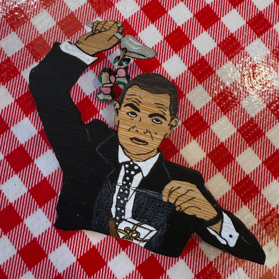 Brooch: Love Actually: Rufus the Gift Wrapper