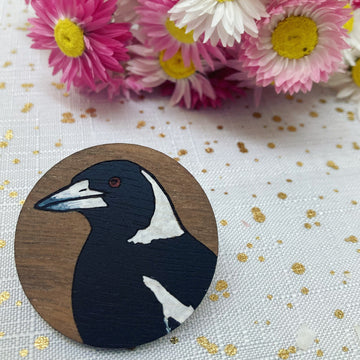 Magpie Brooch