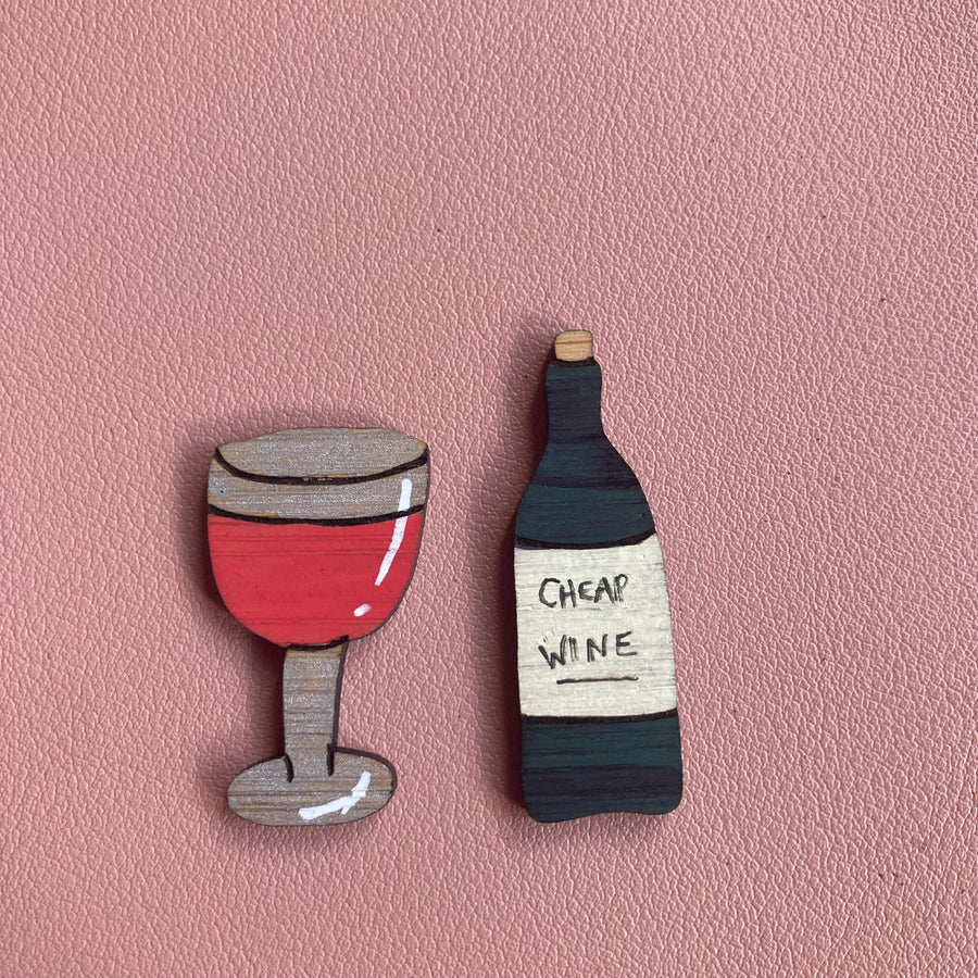 One-Off Brooch: Cheap wine set