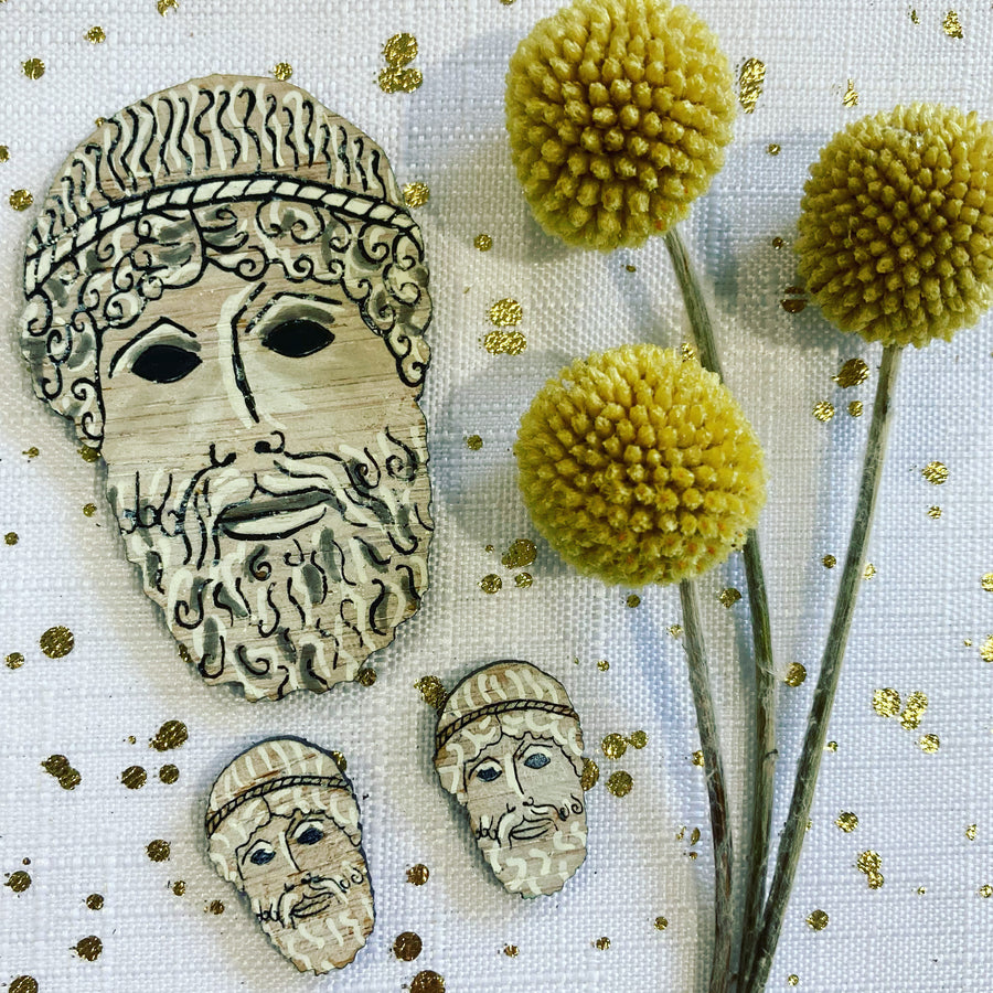 Brooch: Zeus